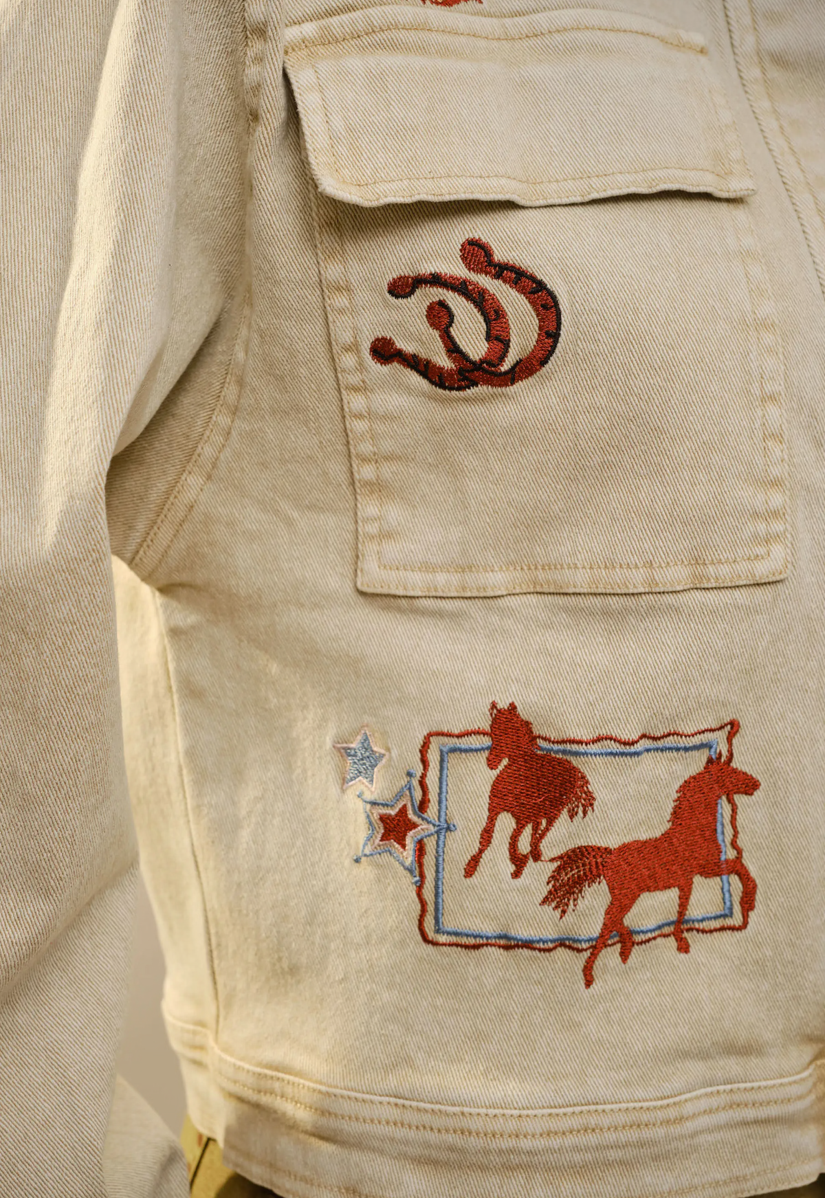 Western Motif Embroidery
Denim Jacket
