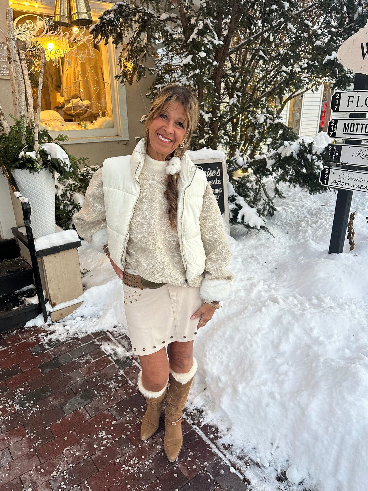 Snowfall Bloom Sherpa Pullover ?