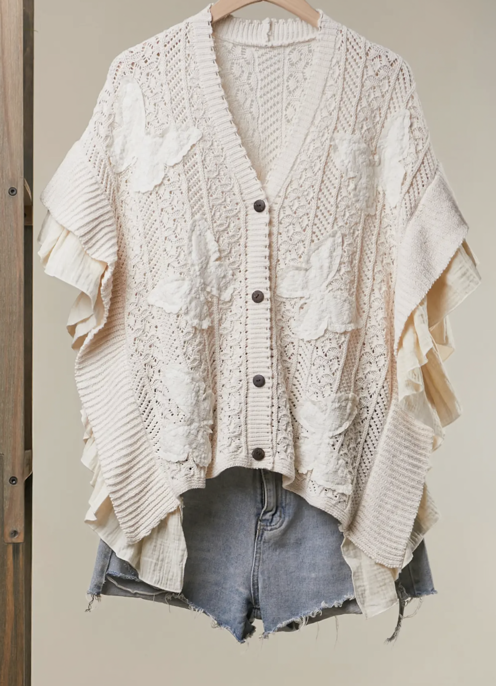 Butterfly Patch Ruffle Sleeve Lace
Knit Cardigan