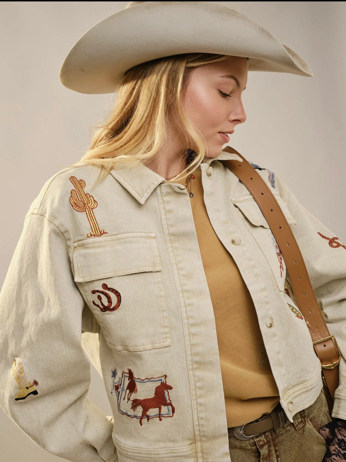 Western Motif Embroidery
Denim Jacket