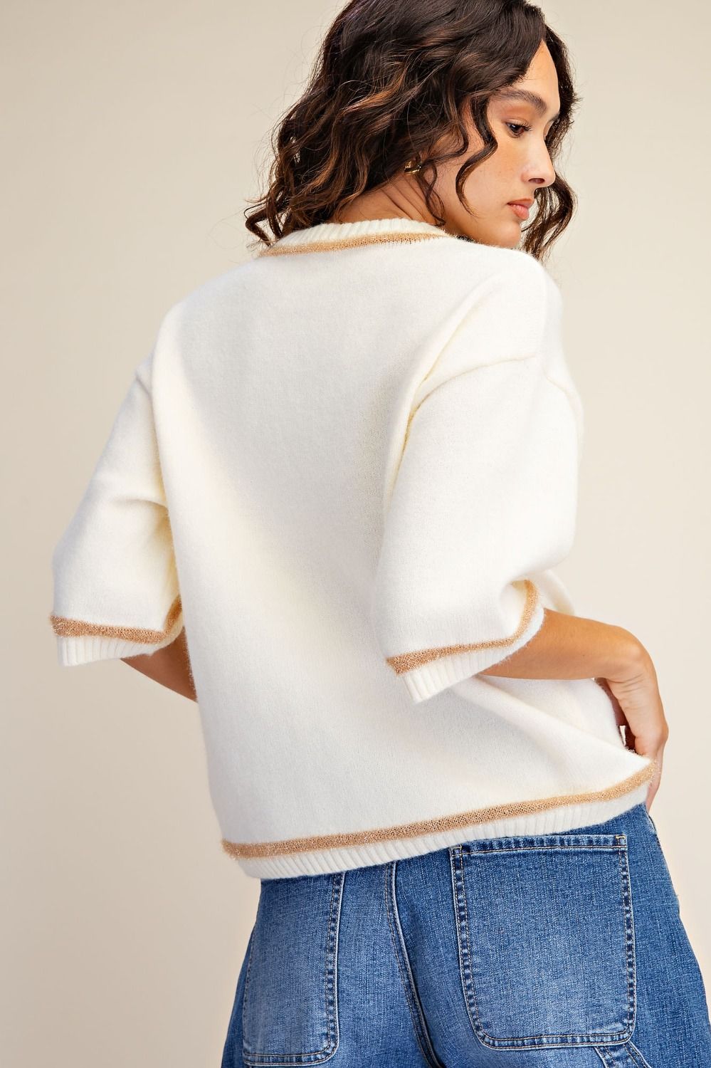 HOLIDAY KNITTED SWEATER