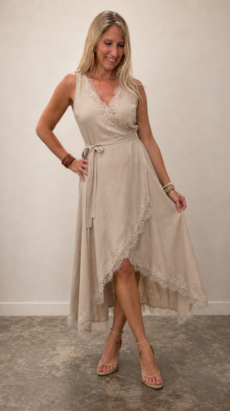 LACE TRIM V NECK TIE WAIST SURPLICE
MIDI DRESS